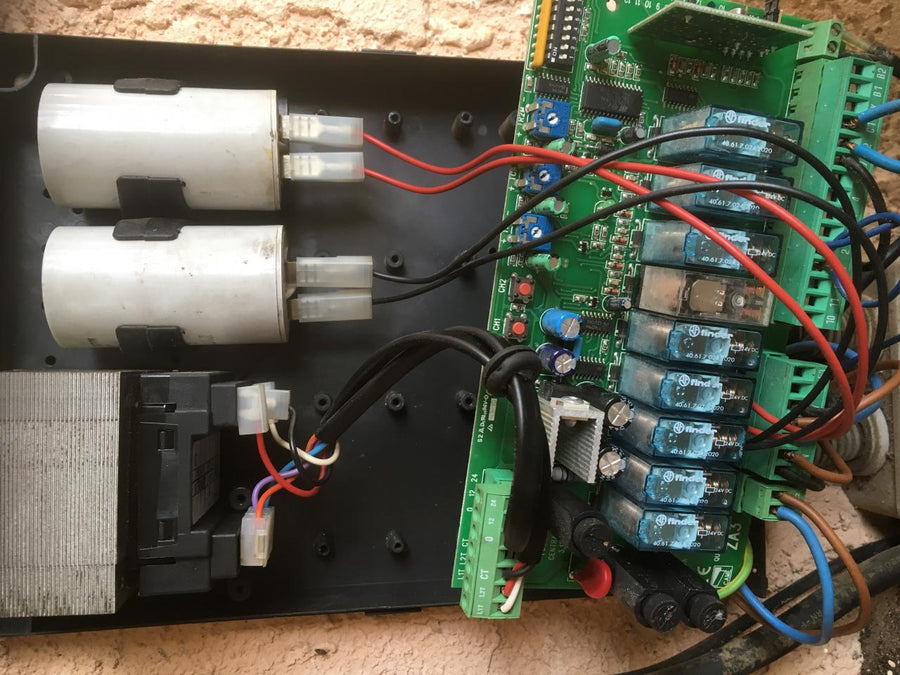Condensateur de remplacement pour motorisation de portail électrique