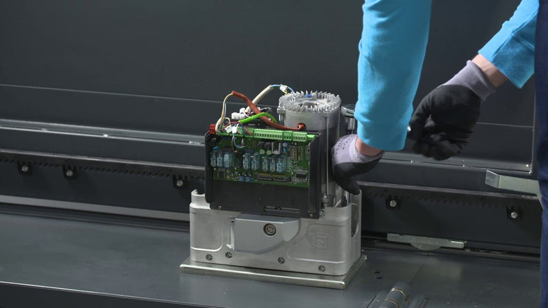 Panne Moteur de Portail CAME : Causes et Solutions