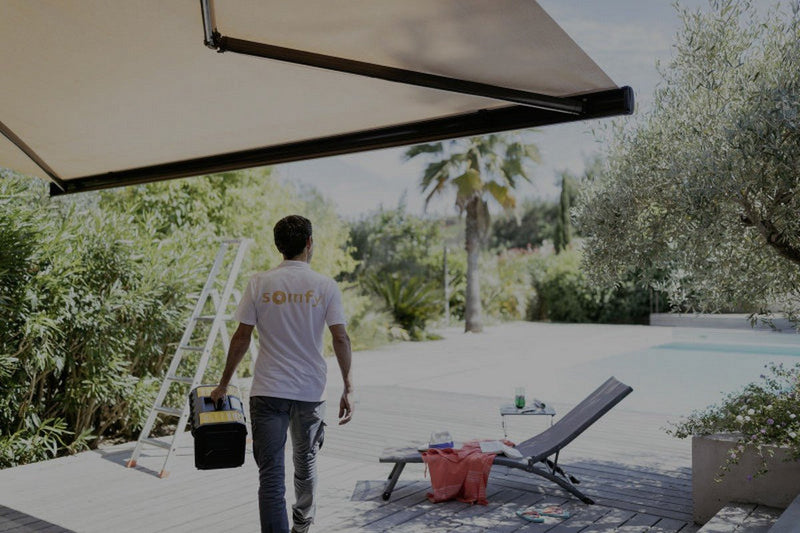 Contacter le SAV Somfy France par téléphone pour portail motorisé